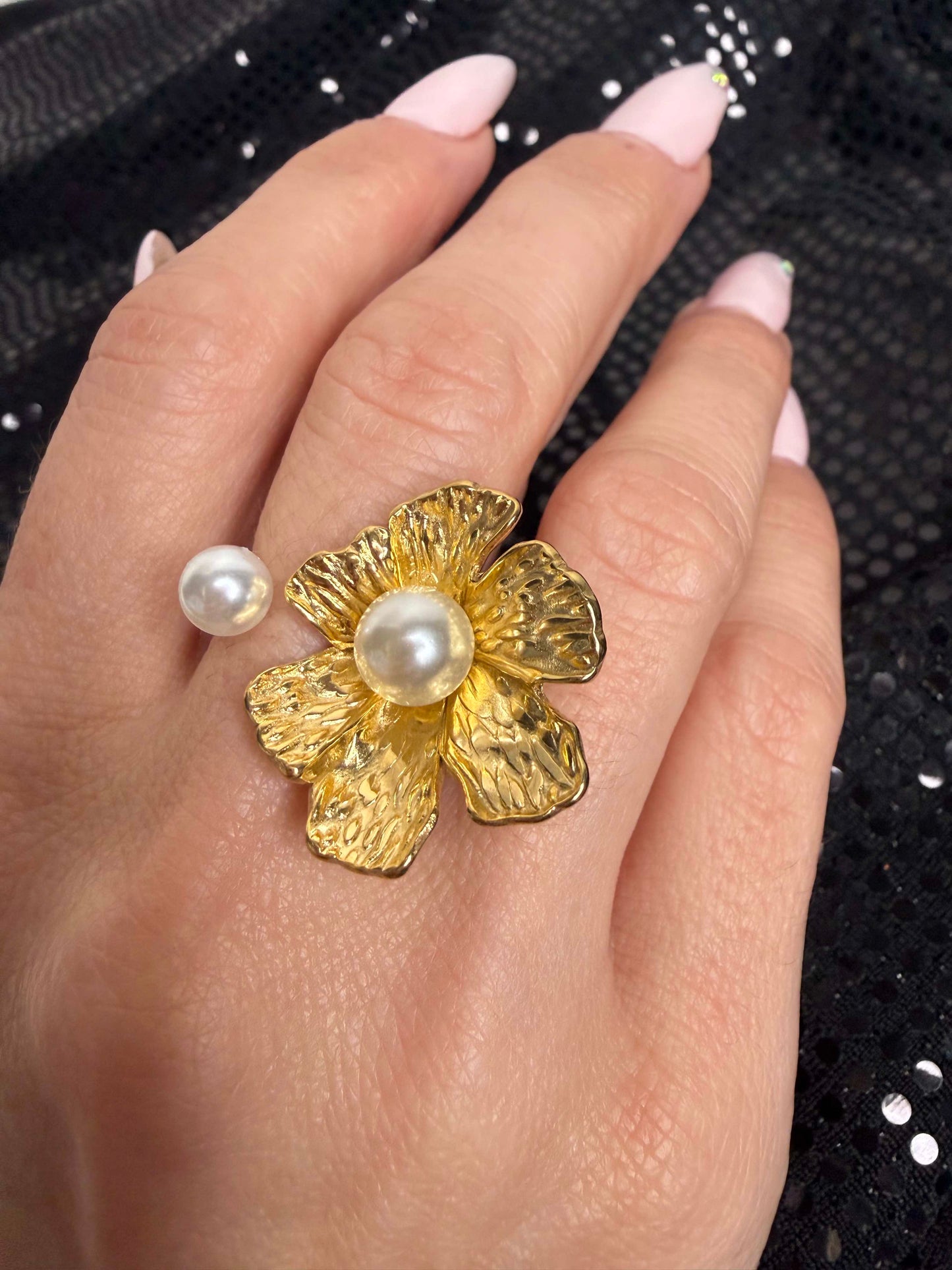 Flora Pearl Gold