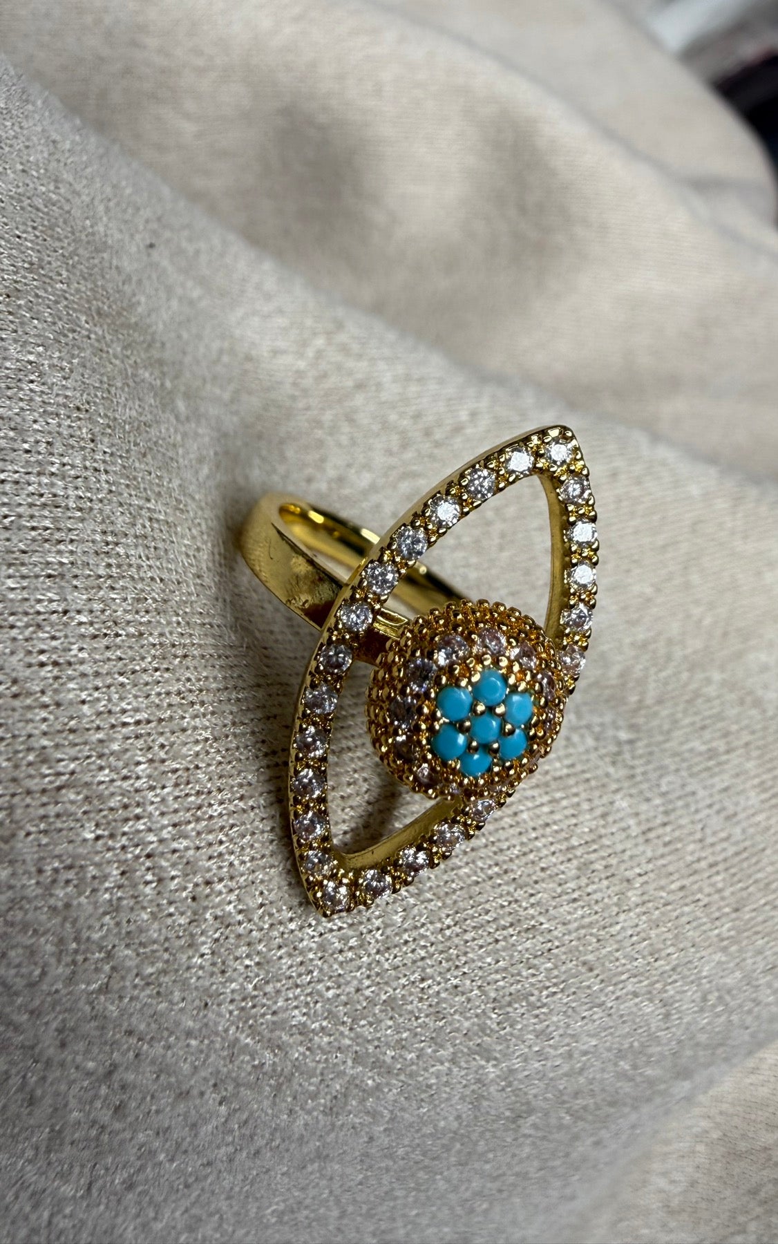 Blue Eye Glow Ring