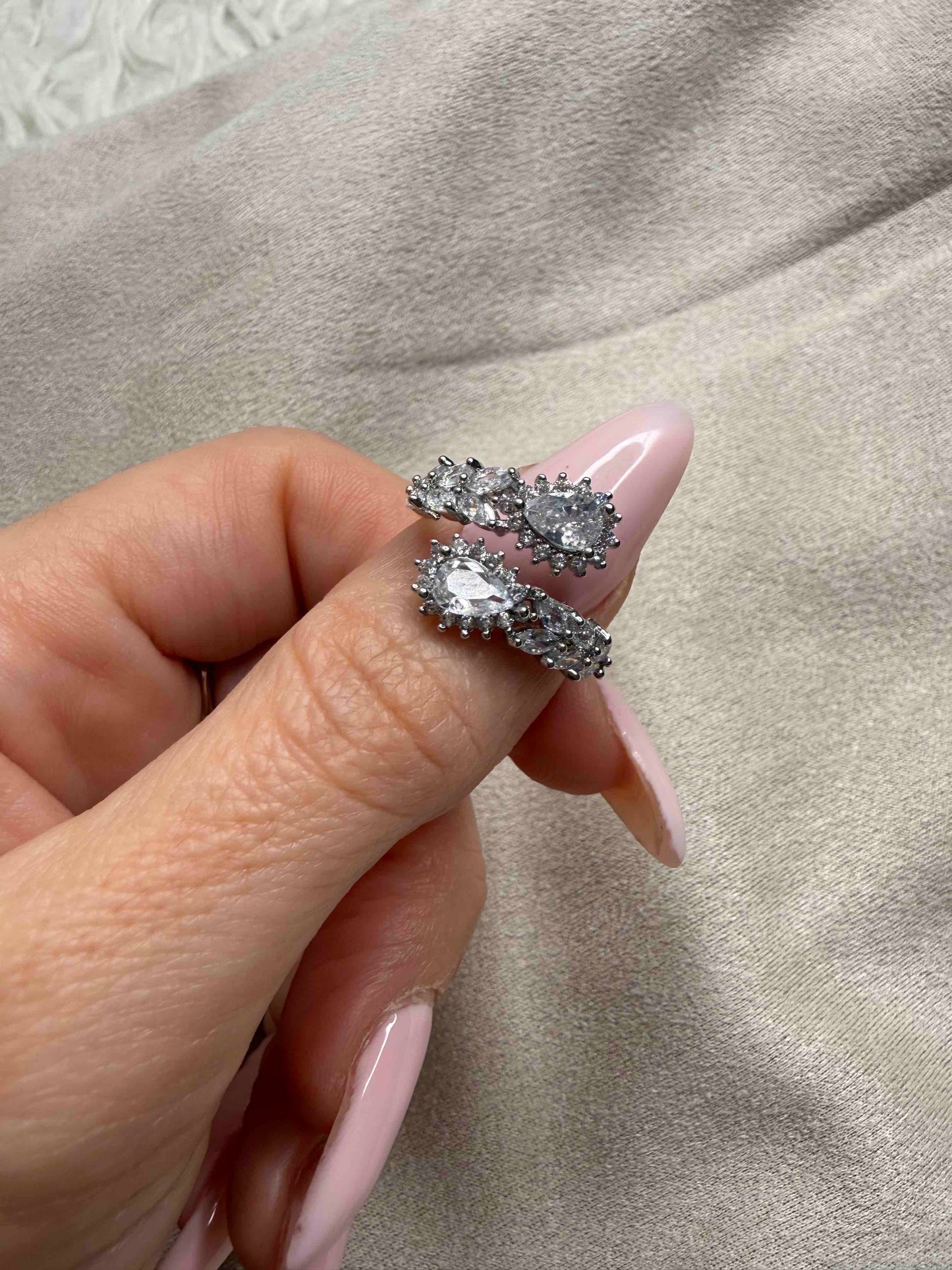 Silver Eclat